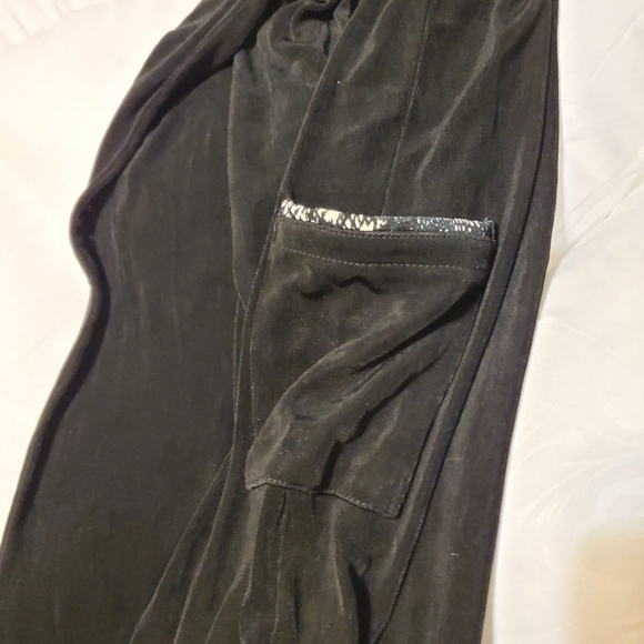 Chicos Travelers pants - Picture 2 of 5